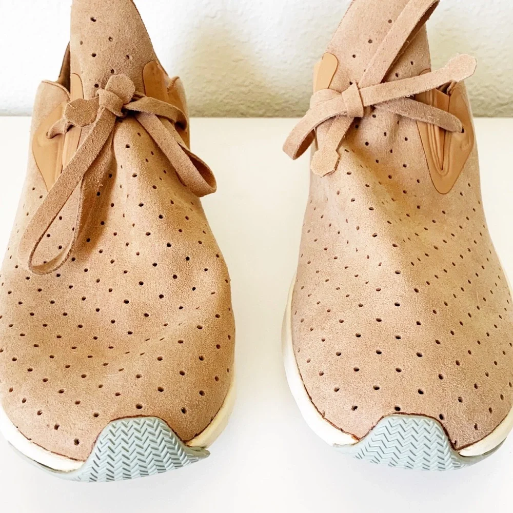 Native Shoes Apollo Neutral Almond / Beige Casual Sneaker Woman's Size 11 - Picture 3 of 8